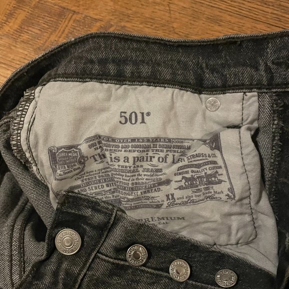 LEVI'S 501 ORIGINAL CROPPED WOMEN'S JEANS - Picture 3 of 8